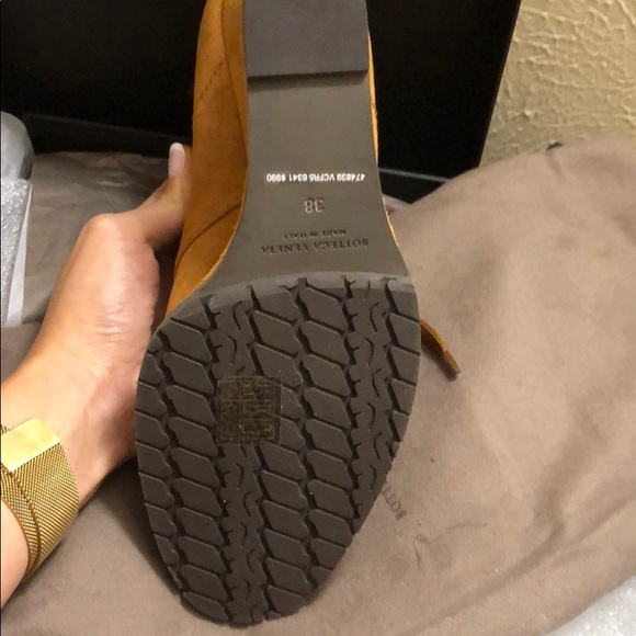 Bottega Veneta Suede Derby Boots - Picture 6 of 6